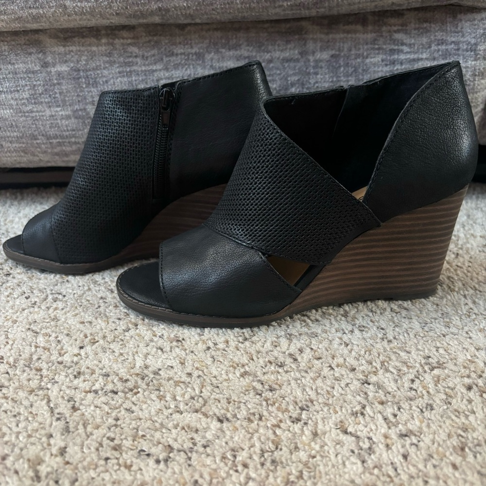 Lucky Brand wedges
